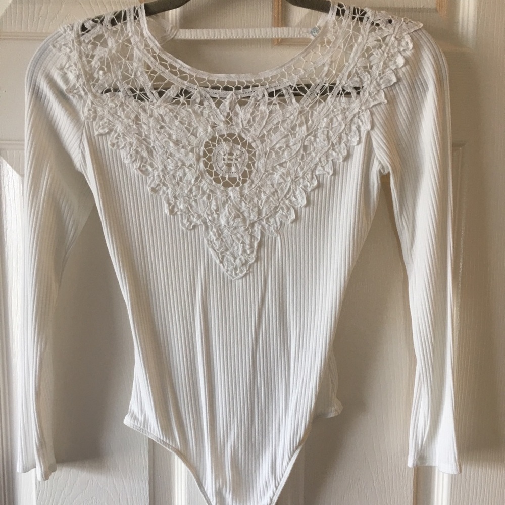 WHITE AWESOME CROCHET DETAIL LONG SLEEVE BODY SUIT